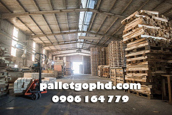 Xưởng gia công sản xuất pallet gỗ tại Hà Nội